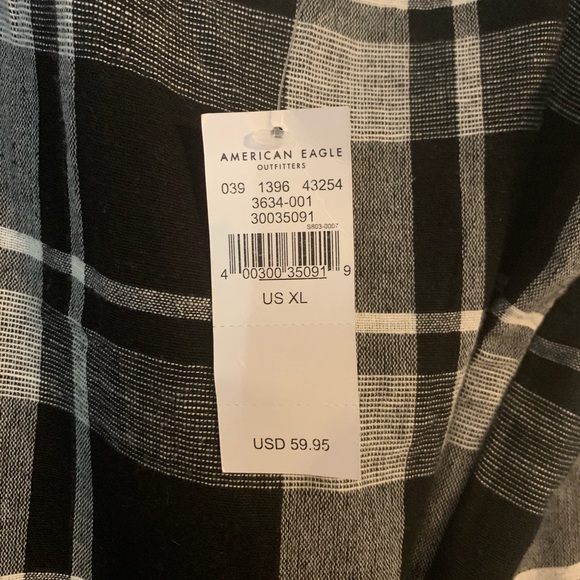 NWT  American Eagle Gingham style jumpsuit - Picture 3 of 3